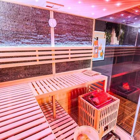 Bueckeberg Game-room&wellness Villa *
